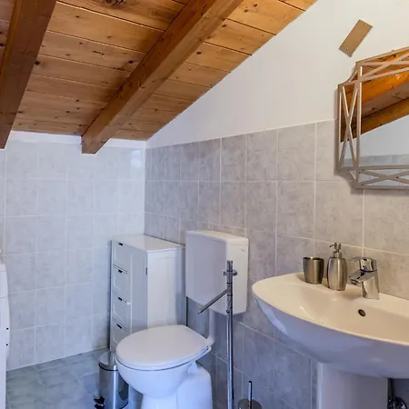 Apartamento Borgo Castello-3 By Interhome